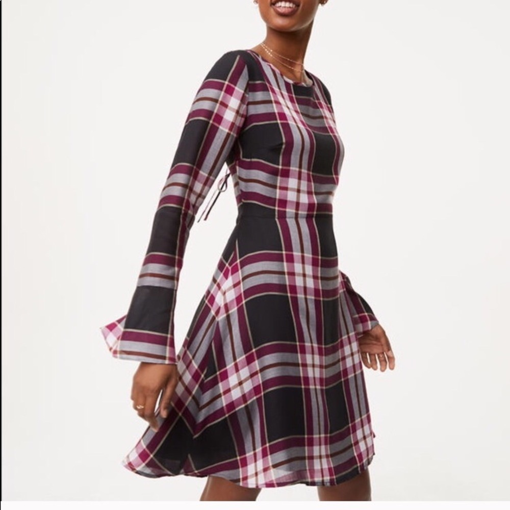 NWT tie back plaid dress. Size 2p